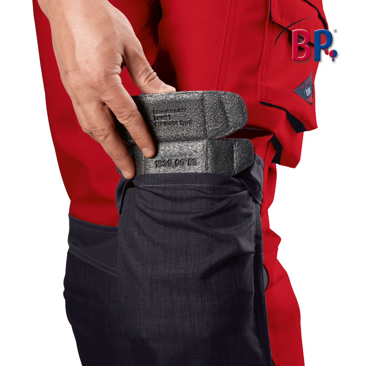 1789-555-81_BP® Stevige werkbroek met kniezakken_rood/zwart_afbeelding 4