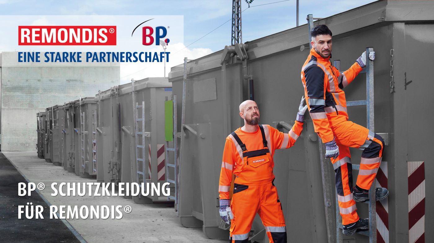 Zwei Remondis-Mitarbeiter in orangener BP® Warnschutzkleidung arbeiten an Entsorgungscontainern.