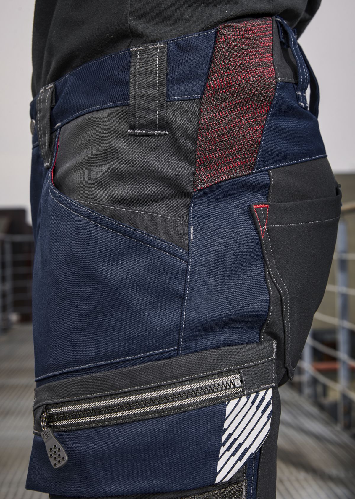 1968-570-1432 BP® Lightweight hybrid work trousers with knee pad pockets night blue/black Thumbnail 4