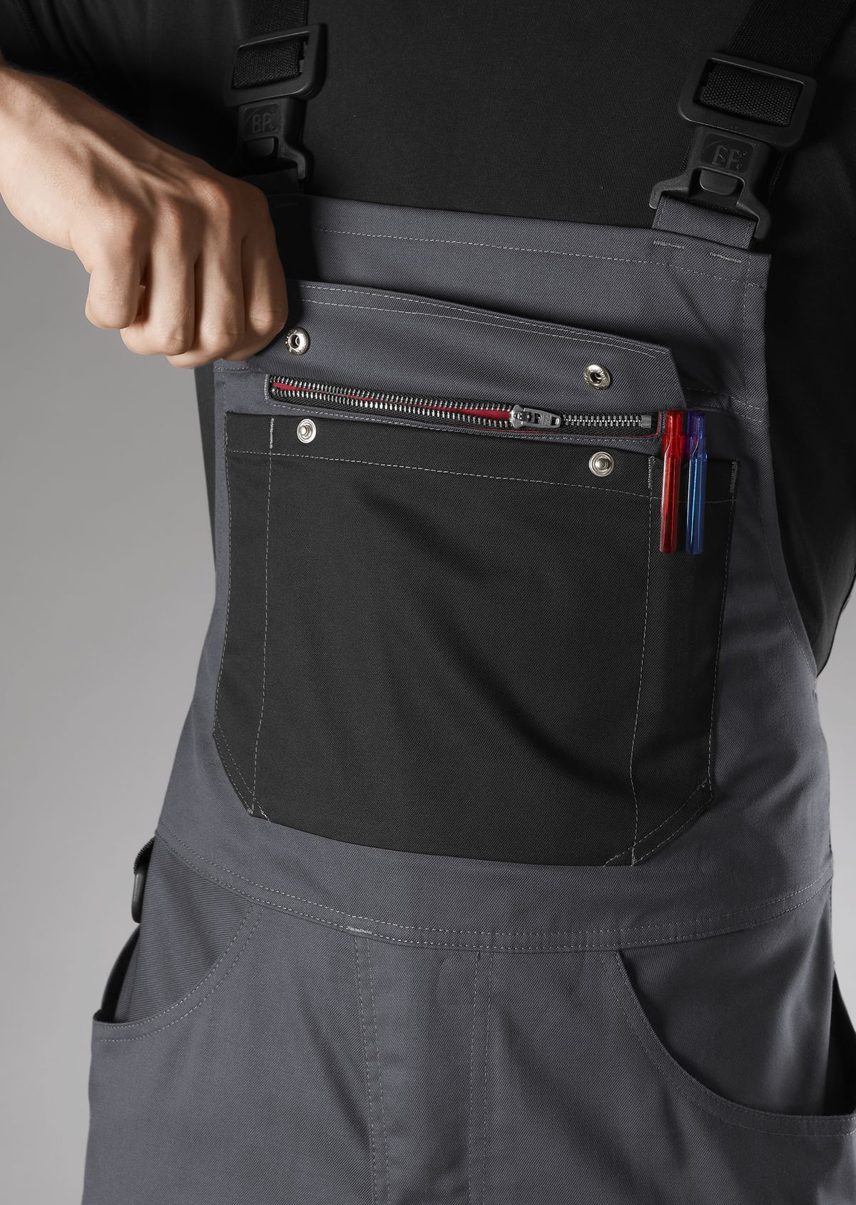 BP® Leichte Latzhose mit Kniepolstertaschen anthrazit/schwarz Thumbnail 2