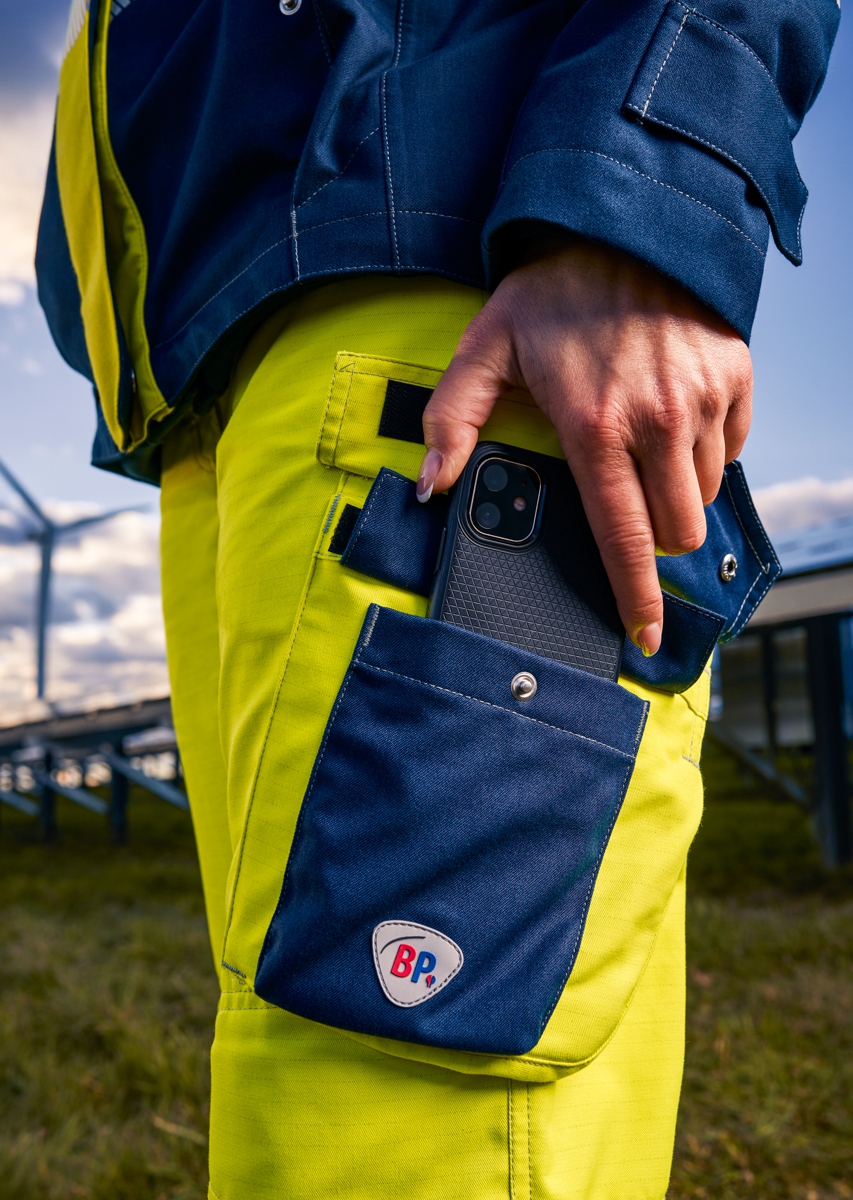2216-590-6614 BP® Women's lightw. multi-standard high visibility APC1 trousers warning yellow/night blue Thumbnail 4