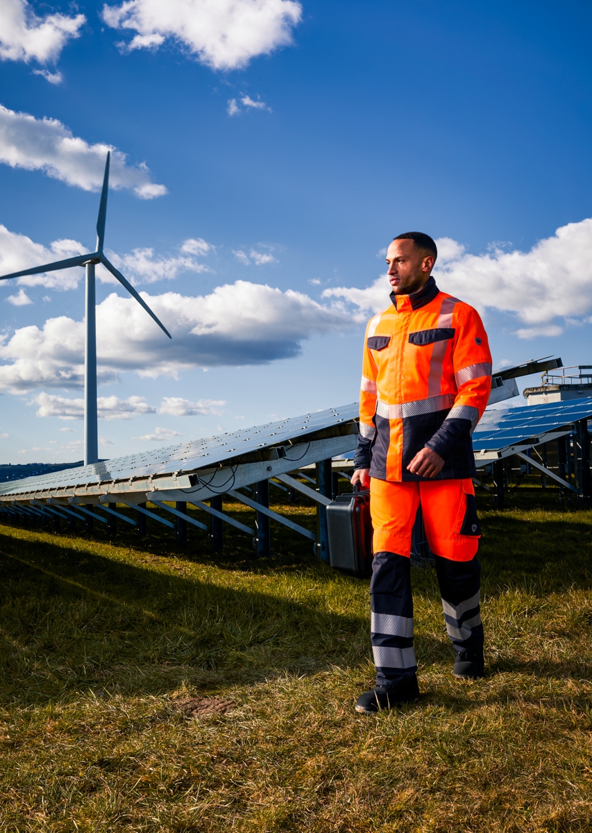 2236-840-6556 BP® Lightweight multi-standard high visibility APC2 trousers warning orange/anthracite Thumbnail 4