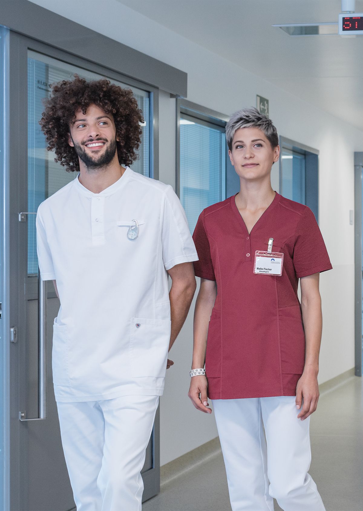 1738-435-182 BP® Tunique confort femmes mûre Thumbnail 2